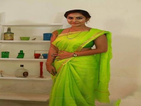 Sri Reddy Rips Apart Aamir Khan And Big B For Refusing To Comment On The Tanushree Dutta Row