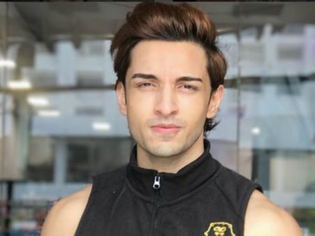 BB 12: Fans Lash Out At Karanvir & Sreesanth As They Make Fun Of Rohit Suchanti’s Sexuality!