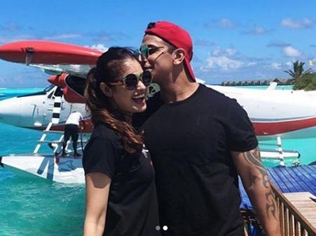 Prince Narula & Yuvika Chaudhary Honeymoon In Maldives; Enjoy Private Jet Ride, Beaches & Kisses!