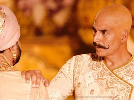 Housefull 4: This Leaked Photo Of 'Warrior' Akshay Kumar's Bald Look Will Leave Your Jaw Dropped!