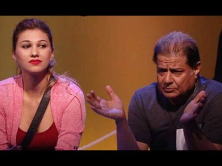 Jasleen Matharu NOT HAPPY With Anup Jalota's Re-entry; Anup Wants To Fight Against Jasleen