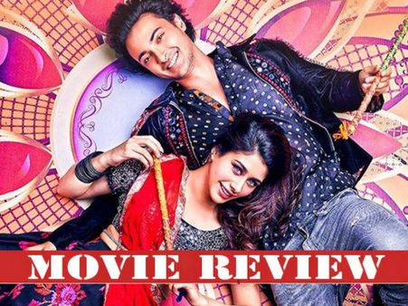 LoveYatri Movie Review: Not Love But It's 'Garba' Which Takes Over This Aayush-Warina Film!