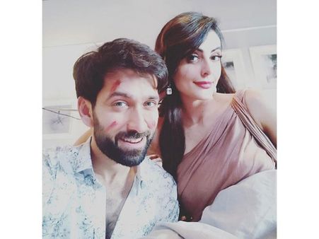 Mandana Karimi Says Ishqbaaz Team Is Like A Big Family; Reveals They Bonded Over This!