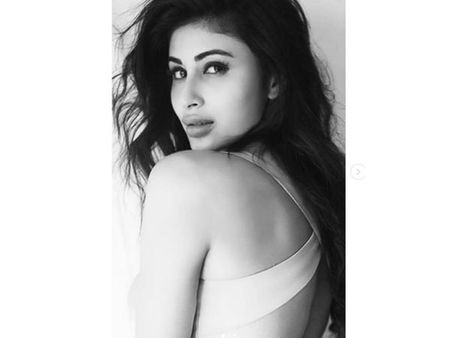 Naagin Actress Mouni Roy Says She Can't Think Of Long-term Ambition! Here's Why