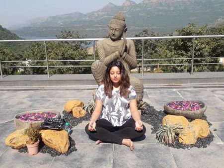 Tanushree Dutta Meditates & Relaxes At A Health Spa! View Picture