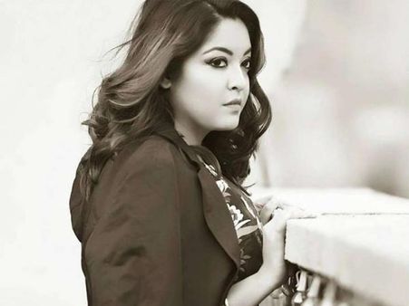Tanushree Dutta-Nana Patekar Controversy: Artistes' Body Apologizes To Tanushree With This Statement