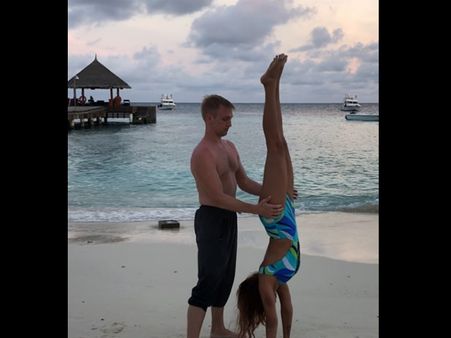 Aashka Goradia & Brent Goble Holiday In Maldives Ahead Of Their Wedding Anniversary; Seen Doing This