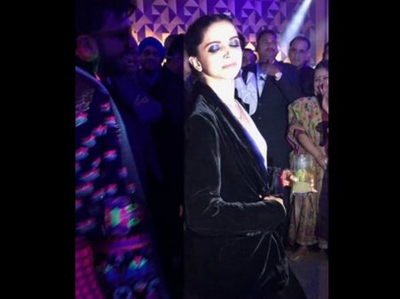 Unseen Photo: When Deepika Padukone Ruled Her Wedding Party Like A Boss Lady!