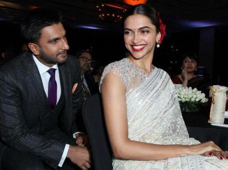 Ranveer-Deepika's Mehendi Ceremony: When DeepVeer Couldn't Stop Themselves From Singing 'Aayat'