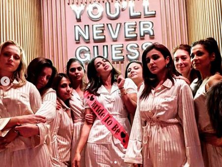 Priyanka Chopra Throws A Pyjama Bachelorette Party! View Pictures