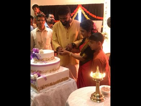 Popular Malayalam Actress Srinda Ties The Knot With Siju S Bava!