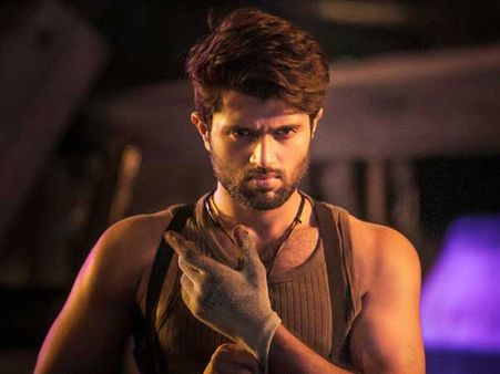 Taxiwala Box Office Collections (Day 1): The Vijay Deverakonda Starrer Makes A Good Opening!