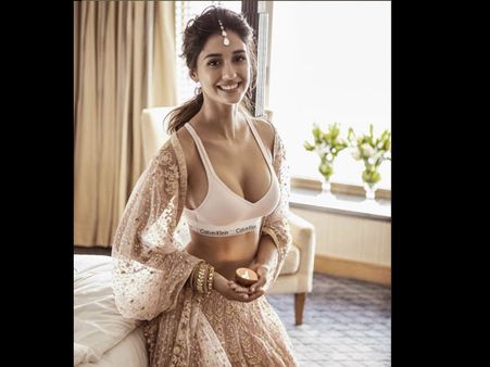 Disha Patani's Diwali Picture Trolled: 'Her Tailor Didn't Complete Her Blouse On Time'!