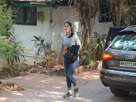 Exclusive Picture: Katrina Kaif Spotted At A Dance Rehearsal Studio In Mumbai!