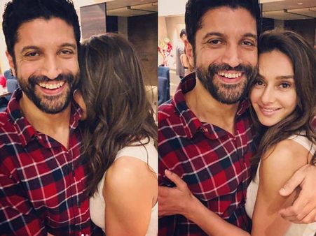 Shibani Dandekar Blushes As She Cuddles With Farhan Akhtar, Farhan Posts The Cutest Picture!