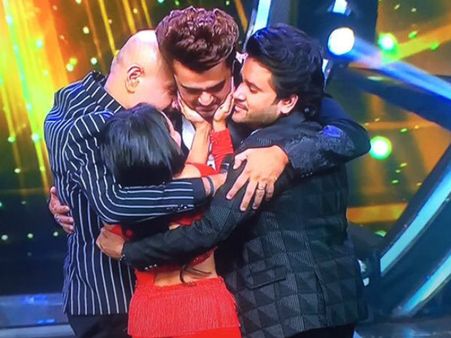 Indian Idol 10 Was The Best Season Ever; Fans Are Already Missing The Show!