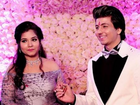 Yeh Rishta Kya Kehlata Hai’s Anmol Aka Karan Pahwa Gets Engaged! (PICS)