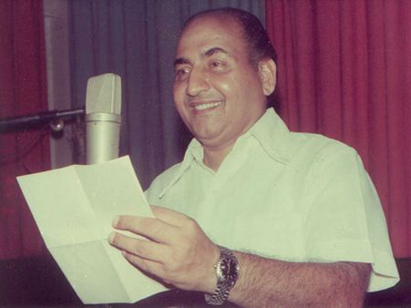 Mohammed Rafi's 94th Birthday Anniversary: Remembering The Man With A Golden Voice!