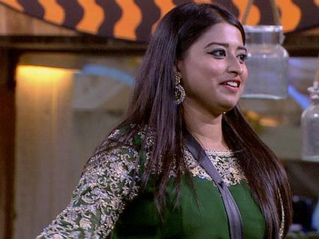 BB 12: Somi Clarifies That Deepak & Romil Are Just Friends; Says Dipika Is Not Fake But Cunning!
