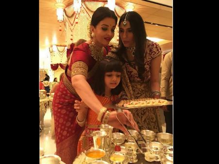 Abhishek Bachchan Reveals Why Aishwarya Rai, Shahrukh & Aamir Served Foods At Isha Ambani's Wedding!