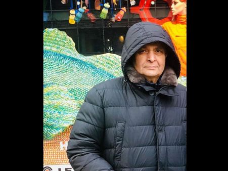 Rishi Kapoor Finally Gives An Update On His Health Status