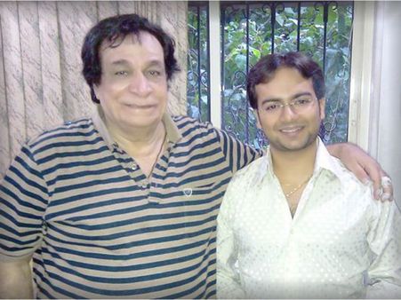 RIP Kader Khan: View Rare & Unseen Pictures Of The Legendary Actor