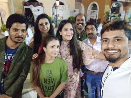 Sudeep Hosts A Party For The Bigg Boss Kannada Season 6 Contestants; Inside Pics Out!