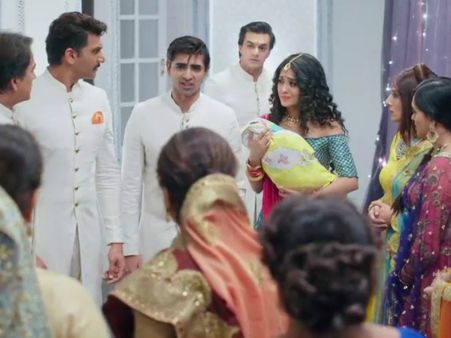 Yeh Rishta Kya Kehlata Hai: Kriti, Kartik & Naira To Have A Major Showdown; Naira To Lose Memory!