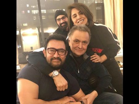 Aamir Khan Visits Rishi Kapoor In New York, Neetu Kapoor Says, 'He Is A True Superstar'! [PIC]