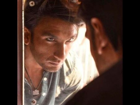 Gully Boy Celebs Review: Superbly Directed, Spot On Performances & Great Emotional Highs And Lows