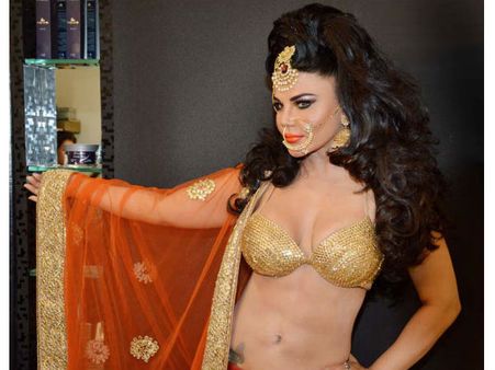 6 Ridiculous & Absurd Statements Made By Rakhi Sawant That Will Blow Your Brains Away
