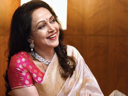 Hema Malini Is A Billionaire; Discloses Her Properties, Cars, Cash & Jewellery To The Poll Panel