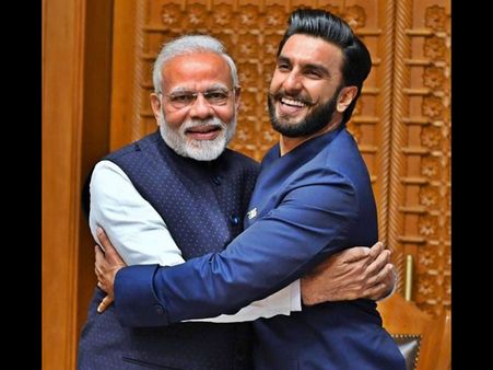 Ranveer Singh Reveals What PM Narendra Modi Advised Him!