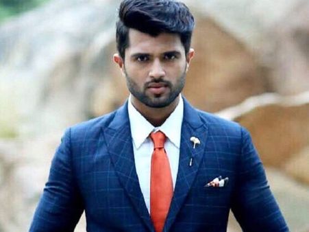 Vijay Deverakonda Hospitalised Due To A Health Scare; Deets Inside