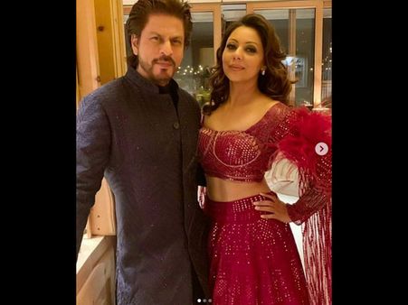 Shahrukh & Gauri Look Spectacular At Akash Ambani & Shloka Mehta’s Sangeet In Switzerland