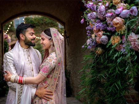 Anushka Sharma & Virat Kohli Faked Their Names To Pull Off Their Secret Wedding In Italy!