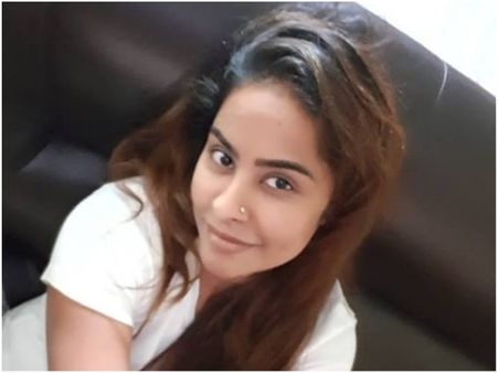 Sri Reddy Says That This Top Star Will Be The Host Of Bigg Boss Telugu 3!