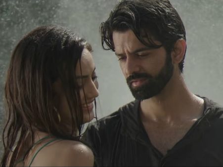Tanhaiyan: Barun Sobti & Surbhi Talk About One Night Stand; Surbhi Reveals She Hates Men Who Stink!