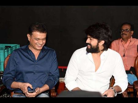 Yash Reveals Vijay Kiragandur Has Spent Money Like Water On KGF; Calls Him A Wonderful Producer!