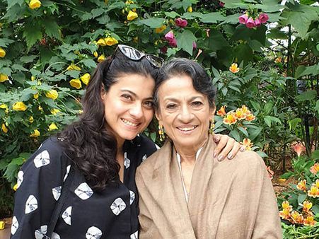 SHOCKING! Kajol's Mother & Actress Tanuja Diagnosed With Diverticulitis; To Undergo Surgery
