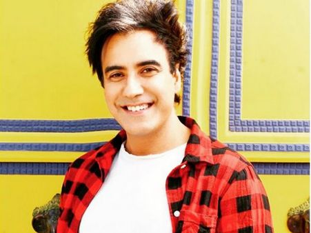 SHOCKING Details! Jassi Jaisi Koi Nahin Actor Karan Oberoi Gets Arrested On Rape Charge!