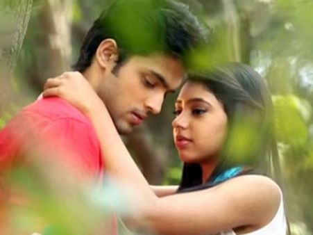 Kaisi Yeh Yaariyan: Fans Demand Niti Taylor & Parth Samthaan’s KYY Season 4; Trend On Twitter!