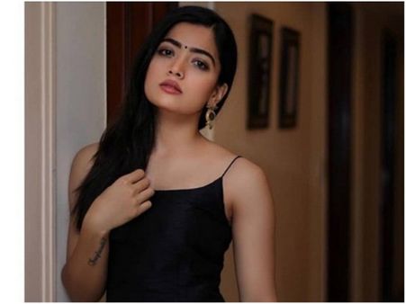 Rashmika Mandanna Gets Hands On Her Biggest Project Till Date? Deets Inside