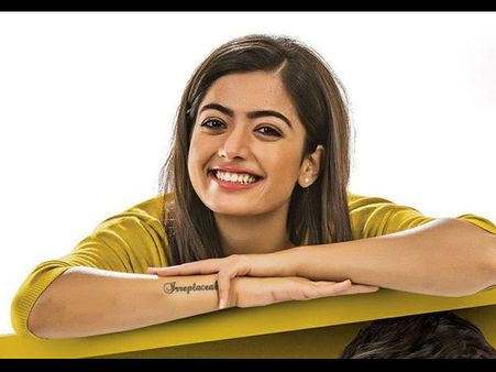 Rashmika Mandanna Adresses The Most Bizzare Rumor About Herself! It'll Crack You Up