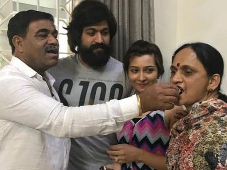 Yash Never Felt He Was The Son Of A Bus Driver; He’s Grateful To Parents For Bringing Him Up Right!