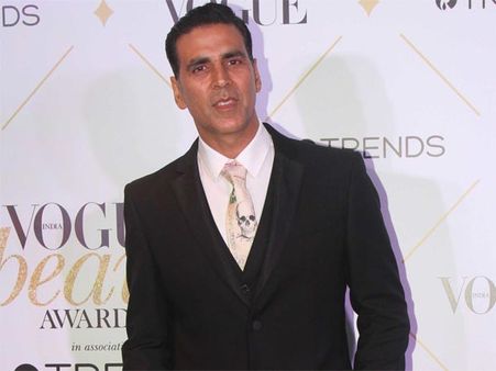 Akshay Kumar REACTS To Getting TROLLED For Changing Sooryavanshi Release Date!