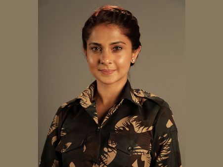 Bepannaah’s Jennifer Winget’s First look As Military Lawyer In Code M Revealed; Ekta Welcomes Her!