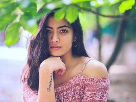 Rashmika Mandanna Gave A Shock To This Hero Before Accepting Mahesh Babu's Sarileru Neekevvaru
