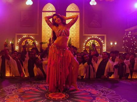O Saki Saki Remake Gets Slammed Strongly; Even Nora Fatehi's Sexy Moves Couldn't Escape The Trolling