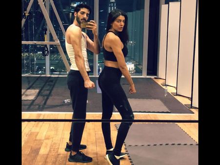 Sushmita Sen- Rohman Shawl Put An End To Break-up Rumours With This Gym Picture!